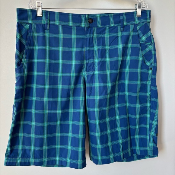 Lululemon Plaid Kahuna Shorts Size 38 - Picture 1 of 5